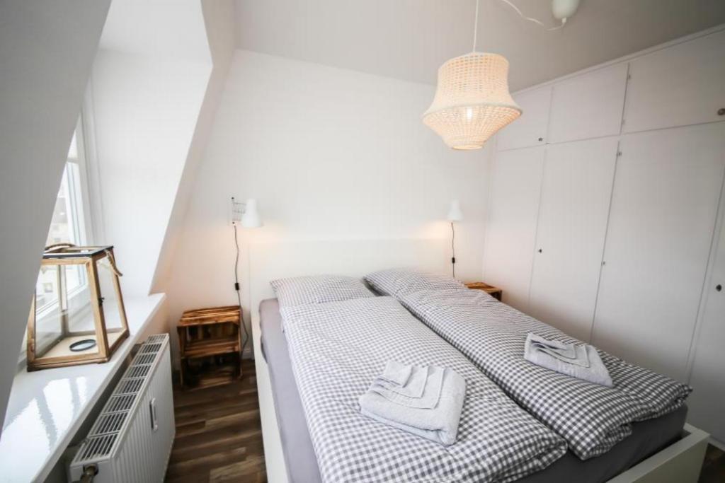 Lee Im Haus Demory *